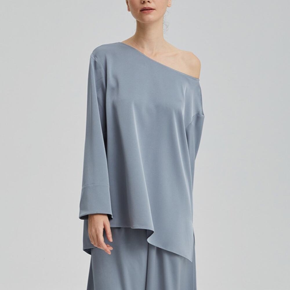 NWT NAP LOUNGEWEAR Long Sleeved Boatneck Top Cloud Blue Small